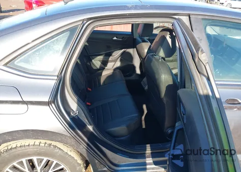 2021 Volkswagen Jetta 1.4T R-Line/1.4T S/1.4T Se z USA, uszkodzony, nr VIN 3VWC57BU5MM021899